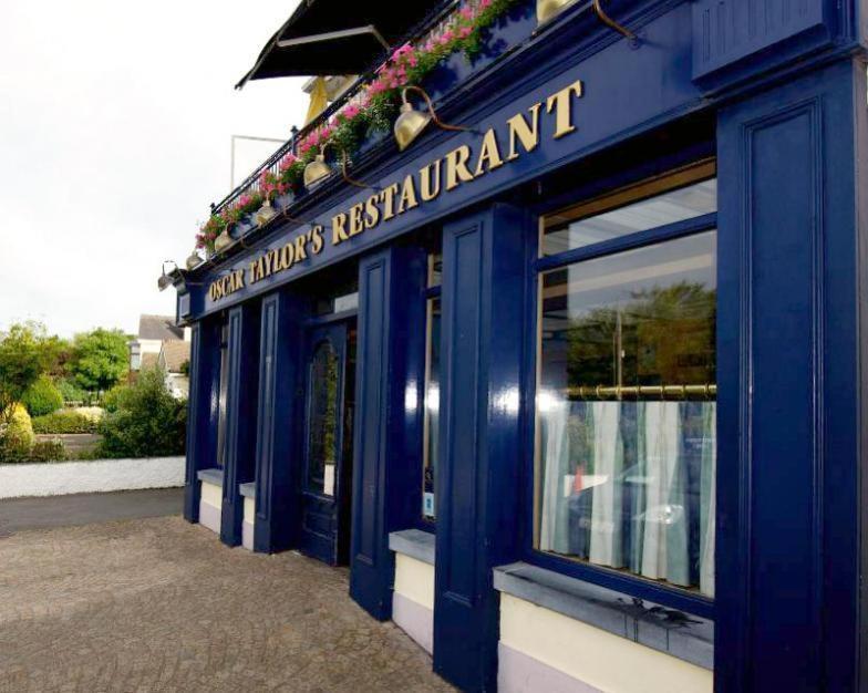 Island View Hotel Malahide Exteriör bild